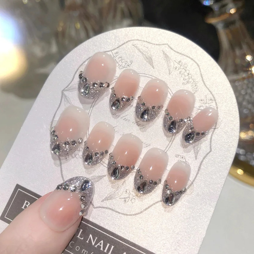 10Pcs Purely handmade high-end short style sparkling fake nails silver water drop diamond style 241206