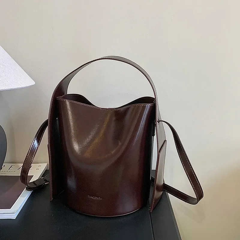 Solid high-quality PU shoulder bag large capacity zippered pocket handbag selling womens bag in 241205