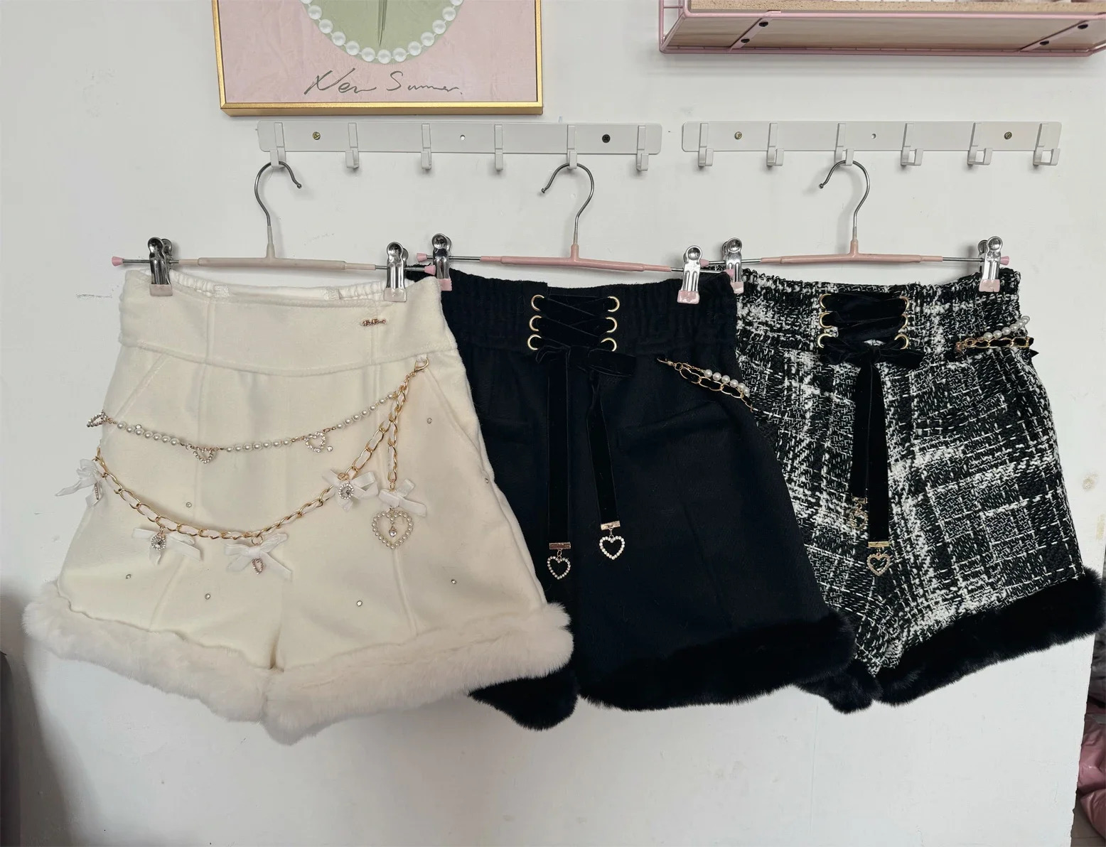 Autumn Winter Japan Mine Series Sweet High Waist Wool Shorts Thin Ranunculus Coarse Hemp Womens Shorts 241206