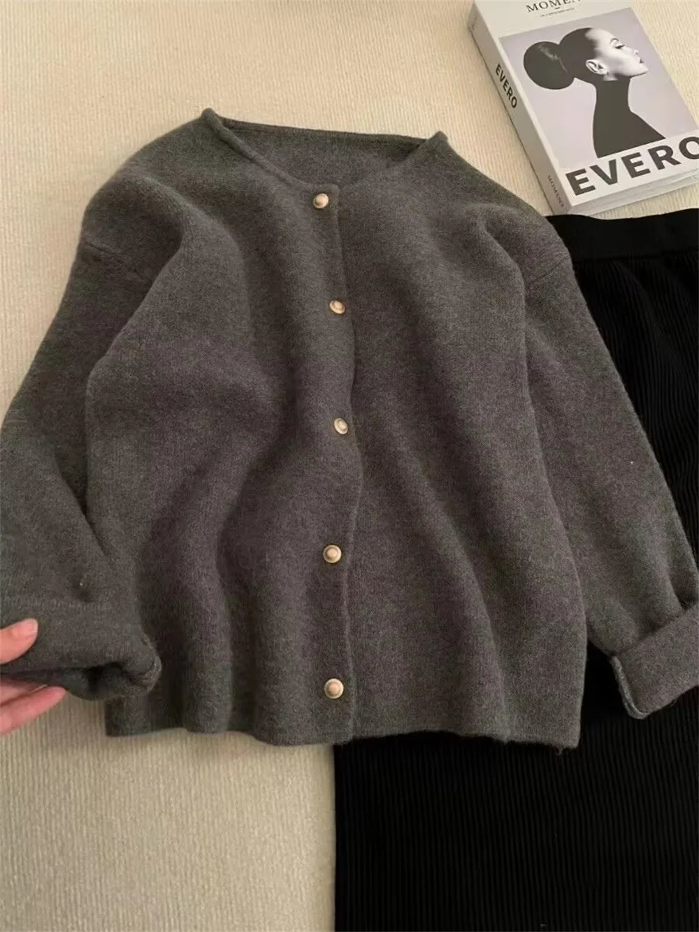 Korean Fashion Round Neck Knitted Cardigan Spring Autumn Casual Long Sleeve Loose Wool Womens Basic Coat Top 241206