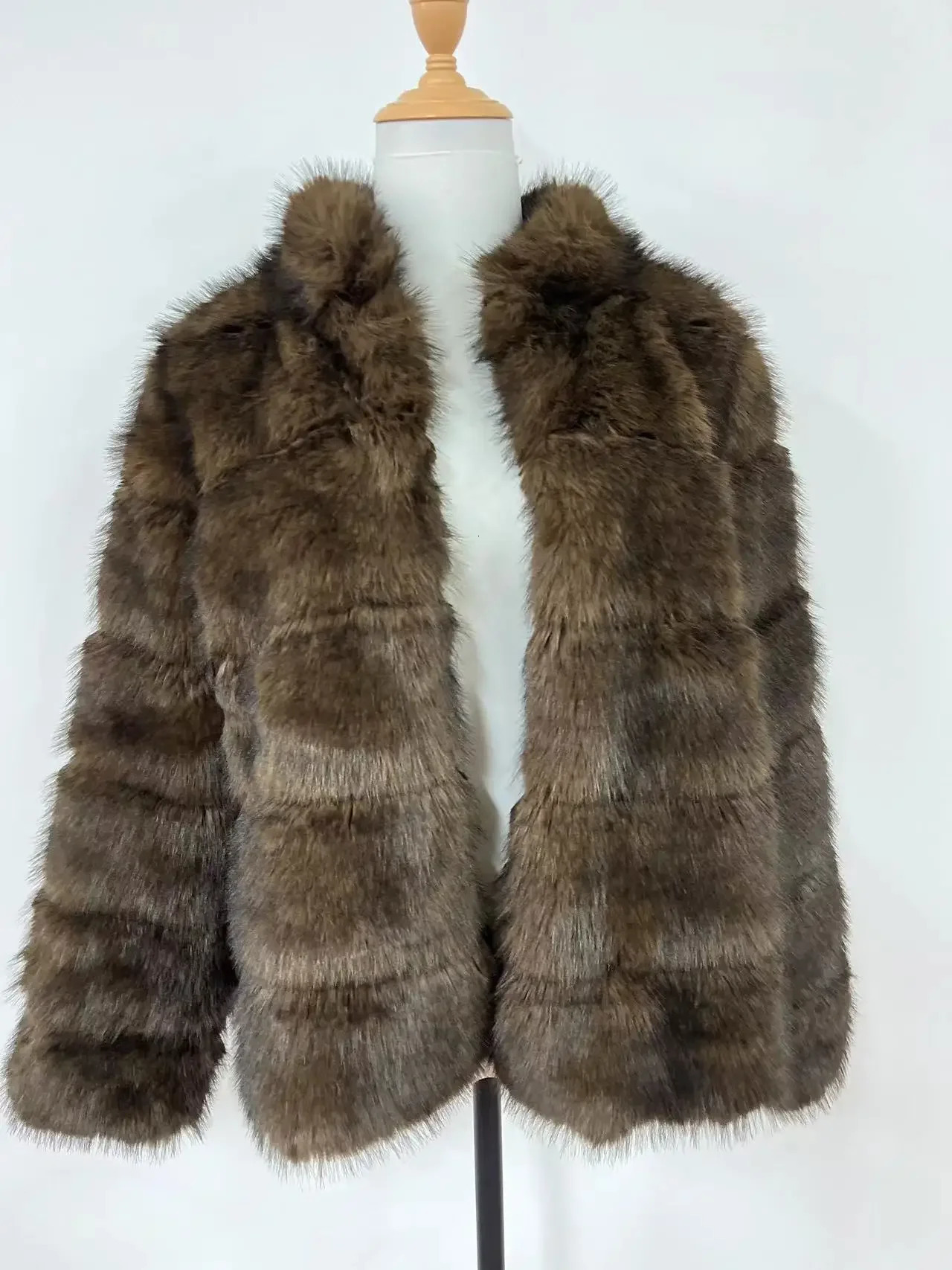 GkyocQ Korean Fashion Womens Faux Fur Coat Fashion Standing Collar Short Sleeve Coat Soft Silk Fur Womens Coat 241202