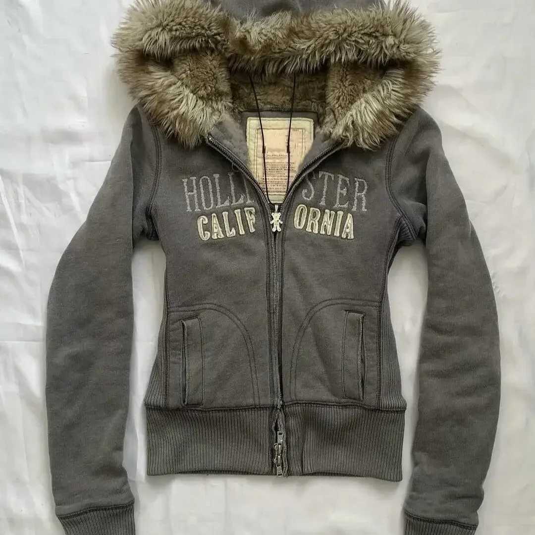 2024 New Cotton Thick Hoodie Harajuku Zip Up Sweatshirts for Winter Oversized with Fur Collar Hoodies Women X241207