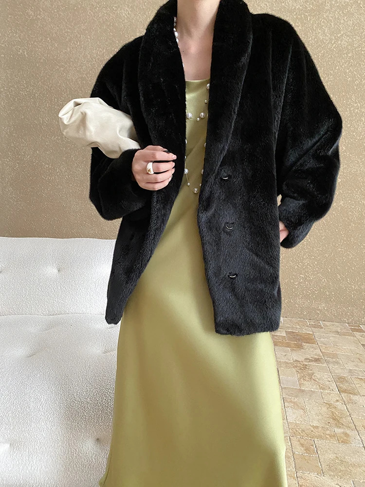 EAM faux fur coffee keeps warm pocket jacket V-neck long sleeved womens jacket fashionable trend winter 1DH7882 241202