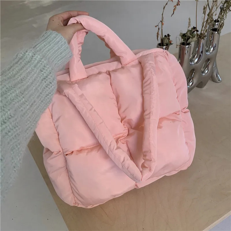Large capacity winter womens large handbag cushion handbag womens shoulder bag fashion down cotton womens handbag 241205