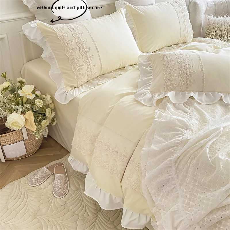 3pcs Princess style case set duvet cover set with cases Lace bedding set king and double beigeC250122