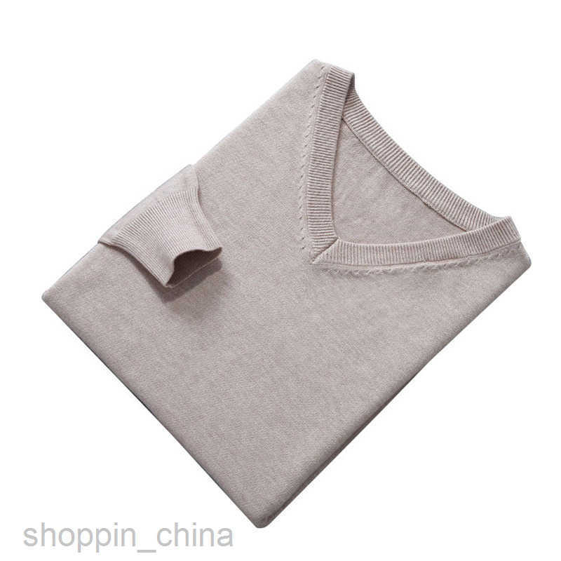 Men's Sweaters 2024 autumn and winter men V-neck sweater pullover men's sweater plus size long sleeved basic knitted base sweater