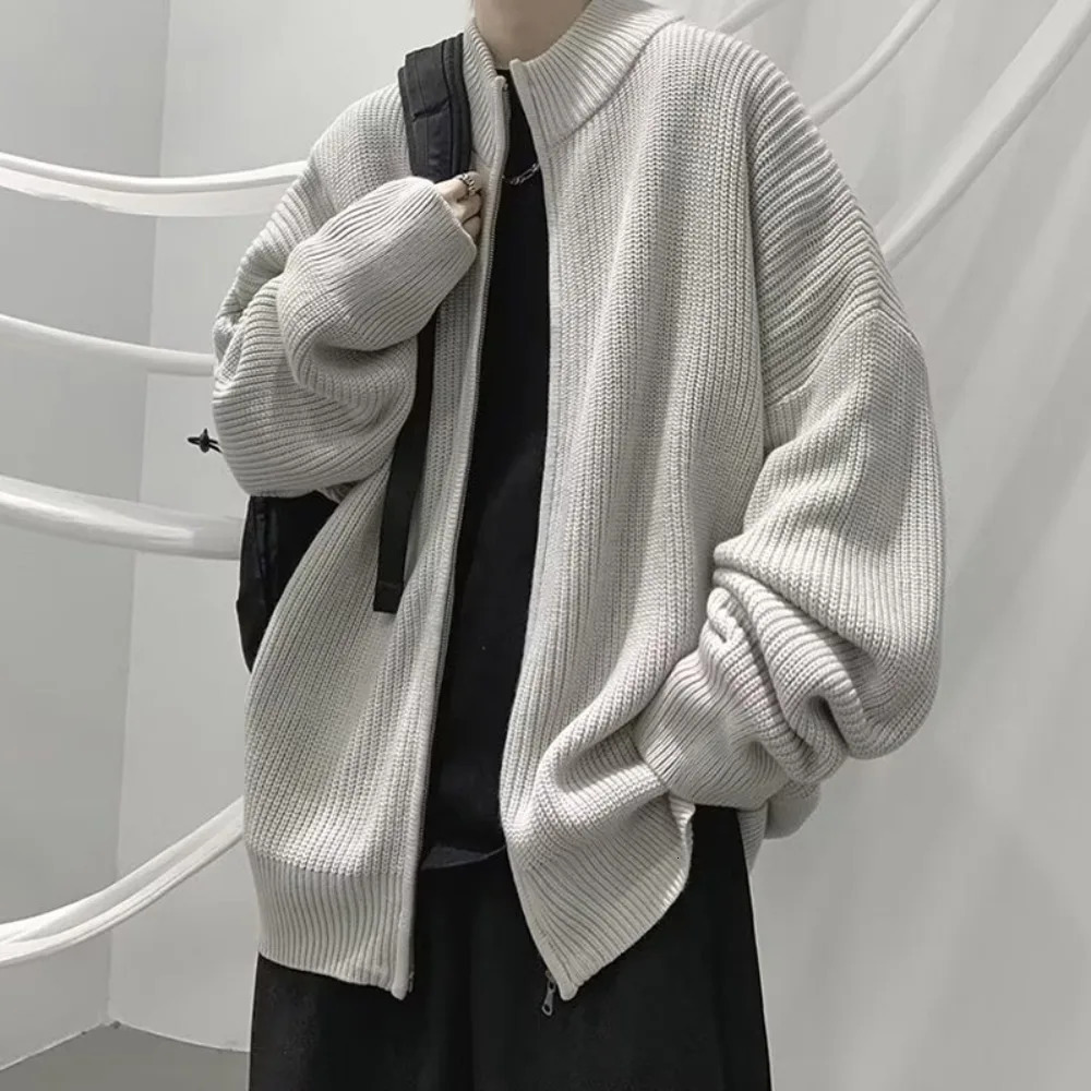 Mens knitted top for spring summer autumn winter streetwear Korean style stand up collar solid color pit stripe slim fit mens sweater cardigan 241206