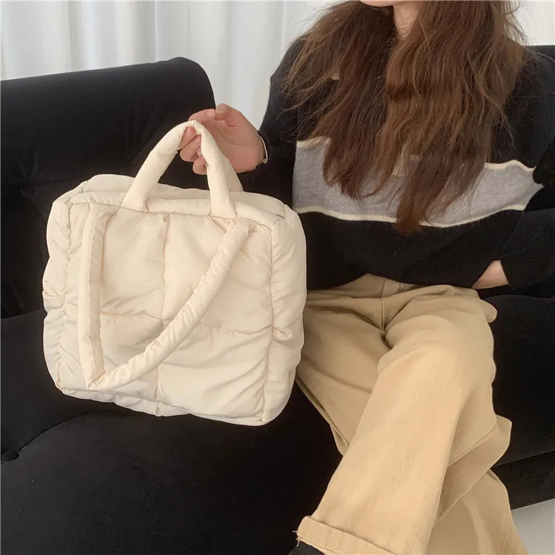 Large capacity winter womens large handbag cushion handbag womens shoulder bag fashion down cotton womens handbag 241205