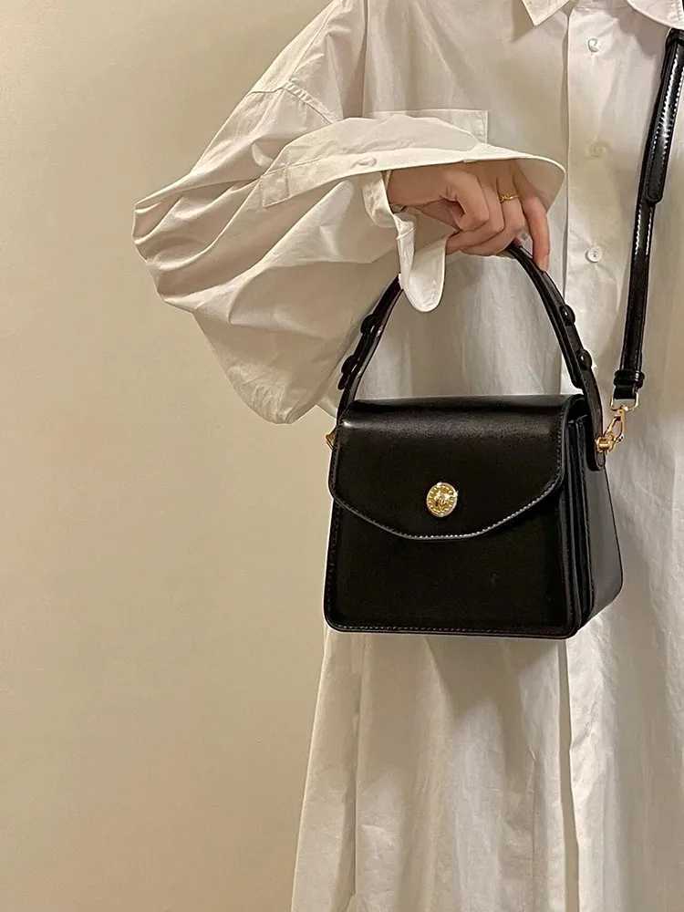 Wine Red PU Crossbody Bag 2023 New Wens Exquisite Lock Design Single Shoulder Bags Classic Simple Versatile Ladies Handbag B250618