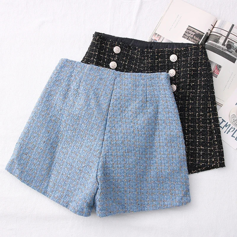 Womens retro tweed high waisted zipper shorts with sequins checkered buttons ultra-thin A-line shorts autumn and winter office wide leg shorts 241206