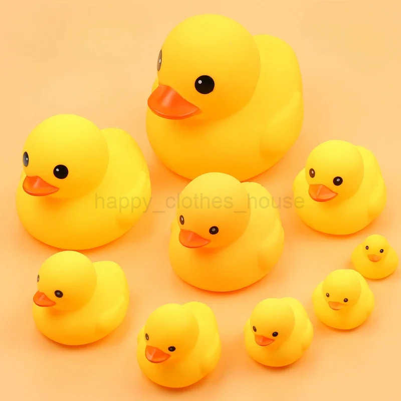 1/4PCS Cute Small Yellow Duck Baby Bath Toys Squeeze Rubber BB Bathing Water Fun Toy Race Classic Squeaky Kids ToysXJ241207