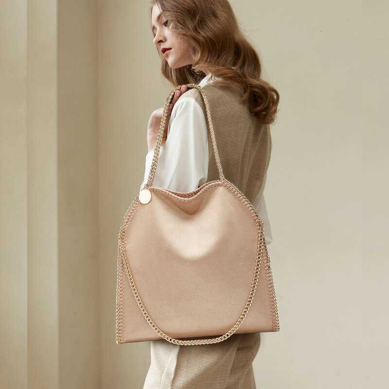 2025 Designer's retro braided chain environmental microfiber handbag Women's new fashion multi-functional large capacity shoulder bag
