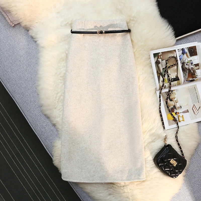 Autumn and Winter Wool Body Pencil Skirt Womens High Waist Split Waist Belt Knee Length Midi Skiing Fashion Womens Work Clothes 241205