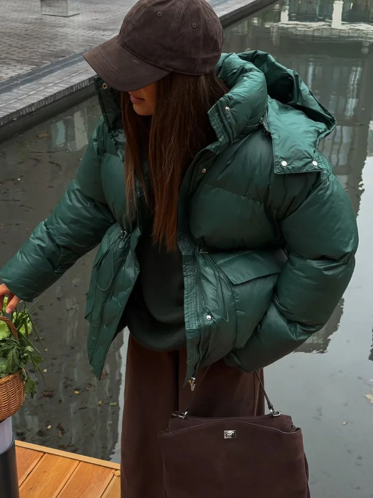 Winter Warm Brown Hooded Thick Cotton Jacket Womens Drawstring Pocket Quilted Jacket 2025 Fashion Leisure Street Jacket 241202