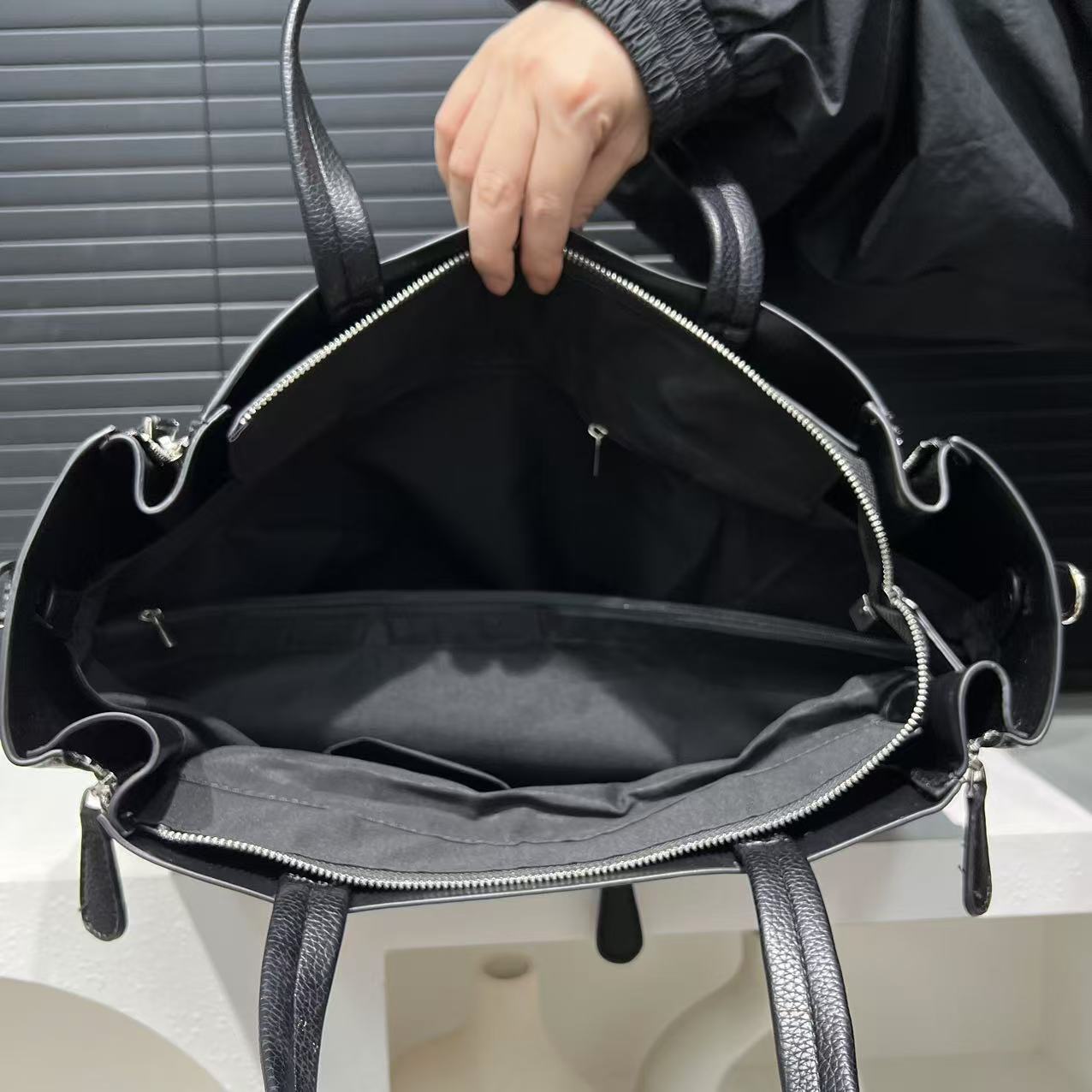 TEMU Women's Fashion Multi Zipper Pocket Handbag, Japanese and Korean Trendy Simple Shoulder Bag