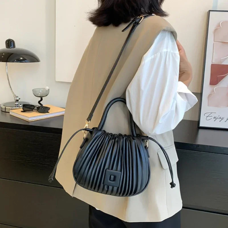 Fashion womens cross shaped bag retro shoulder bag womens handbag casual PU leather bucket bag 241205