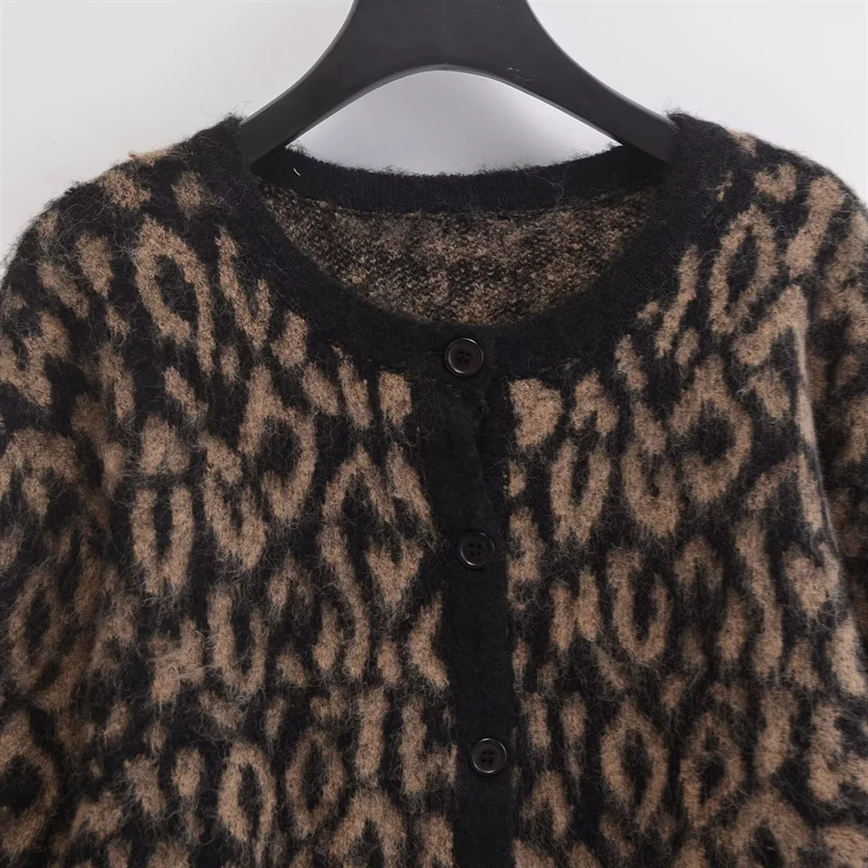 PB ZA autumn womens clothing style slim fit leopard print soft glutinous knitted top round neck cardigan short jacket 241203