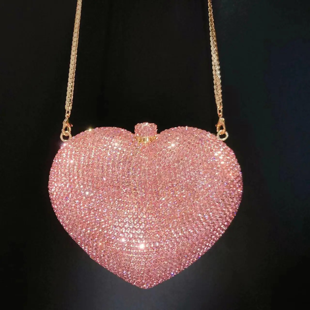 Women Gold/Pink/Black/Red/Silver Heart Shape Crystal Clutch Bags For Wedding Evening Purses Party Bridal Rhinestones Purse 241204