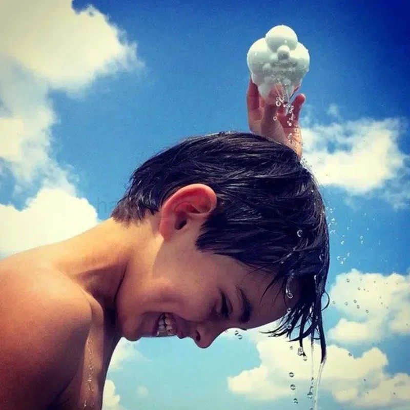 Cloud Shape Baby Bath Toys For Children Shower Sprinkler Minimalist Design AccessoriesXJ241207