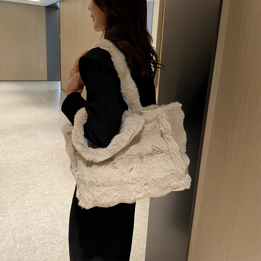 Womens fur shoulder bag soft tie dye shopping bag large capacity plush top handbag womens outdoor leisure bag 241205