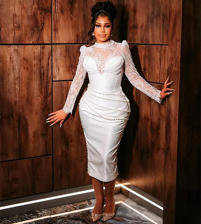 Elegant Tea Length Sheath Wedding Dress Pearls Beading Long Sleeves Ivory Lace Bridal Gowns 2025 Vintage Satin Bride Reception Dresses