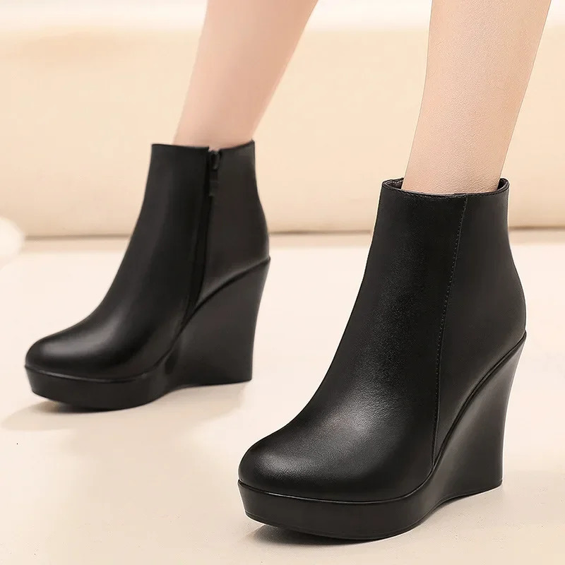 8cm 10cm small size 3341 comfortable autumn and winter leather boots platform wedge shoes 2024 high heels ankle Bottas office 241206