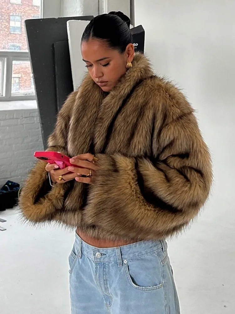 Fashion Fluffy Faux Fur Coat For Women Warm Lapel Long Sleeve Short Jacket 2025 Winter Female High Street Outerwear 241206