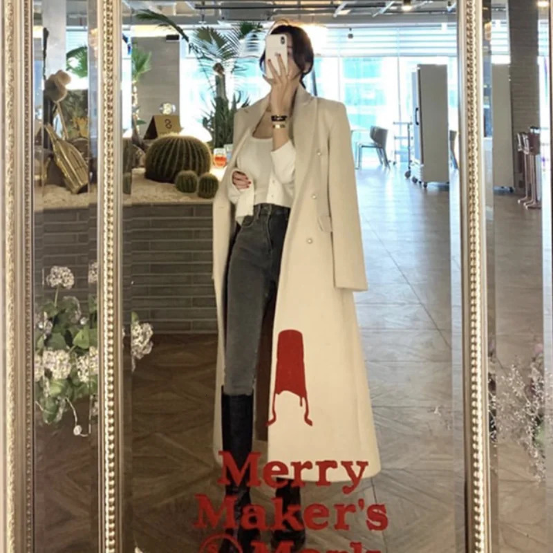 HighEnd Suit Collar Woolen Jacket Womens Overcoat Autumn Winter Fashion Loose MidLength Thicke Windbreakers Coat 241202