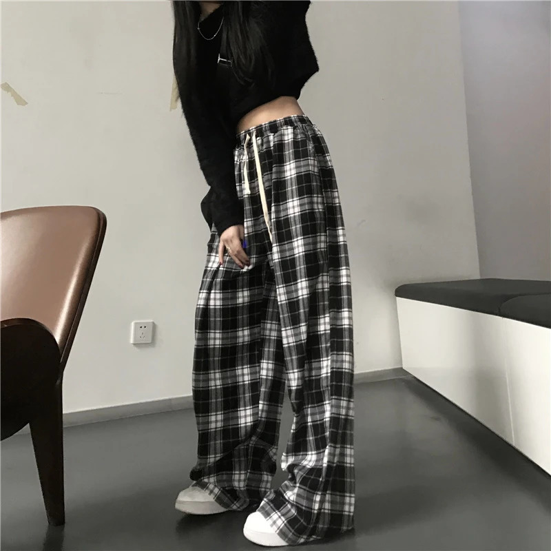 Oversize Women Sweatpants Fashion Black Plaid Casual Pants Baggy Elastic Waist Pockets Student Unisex Hip Hop Loose Trousers 241203