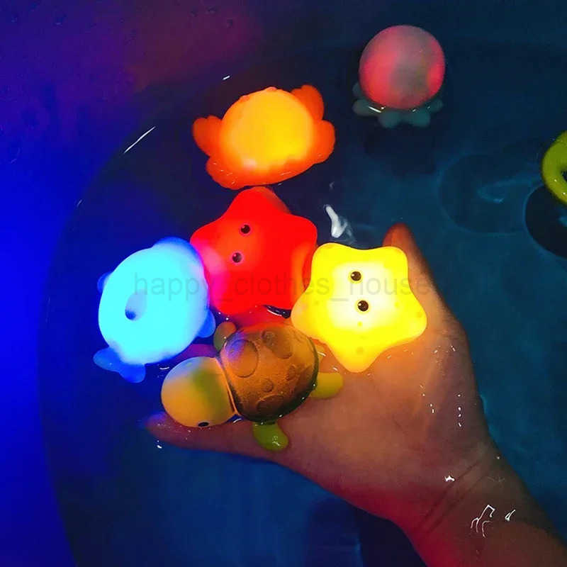 Cute Animals Bath Toy Swimming Water LED Light Up Toys Soft Rubber Float Induction Luminous Frogs for Kids Play Funny GiftsXJ241207