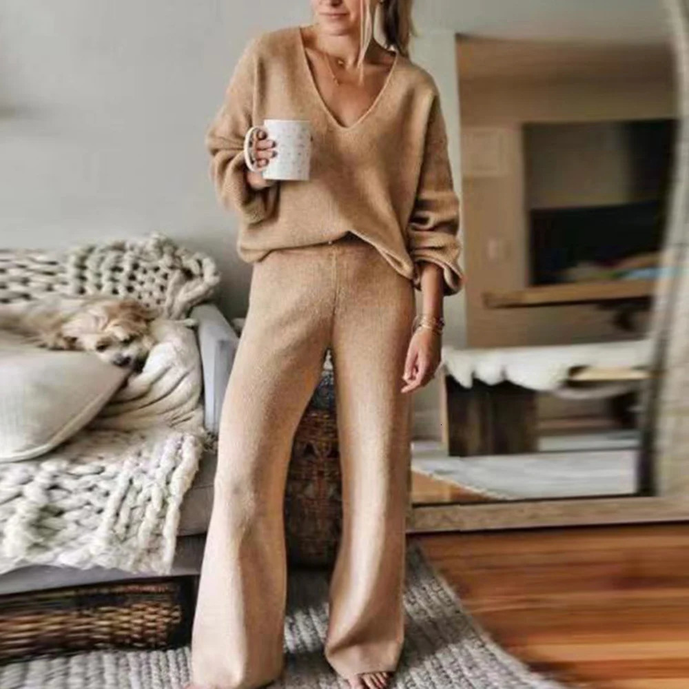 Casual twopiece womens clothing 2024 item long sleeved Vneck loose top wide leg pants set sportswear 241206