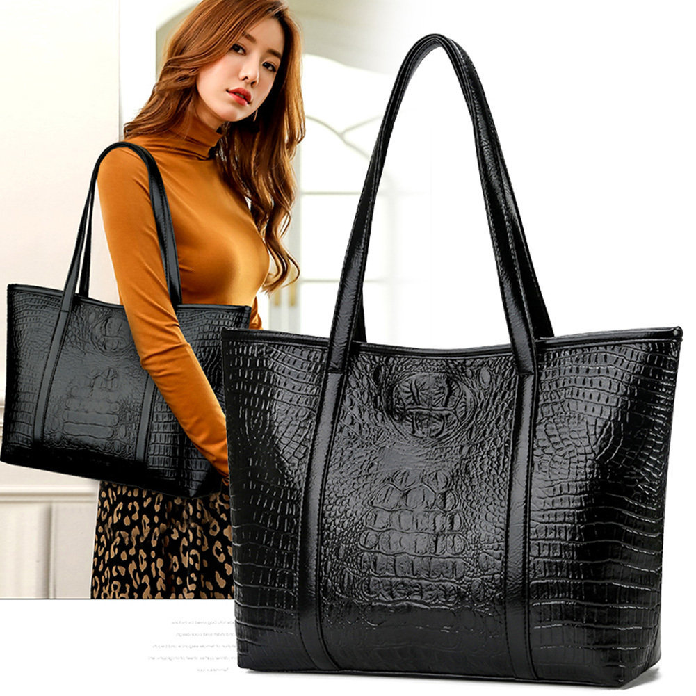 Vintage Crocodile Leather Handbag Women's Large Capacity Travel Shopping Bag Classic European And American Designer Handbag Zipper Shoulder Bag