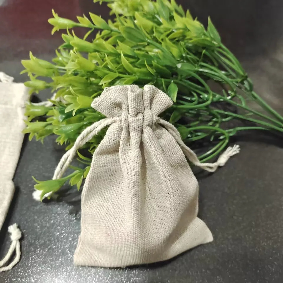 50 pieces/batch 7x9 9x12 10x14cm Burlap gift bag Jute drawstring bag Cotton linen jewelry bag Wedding display packaging gift bag 241206