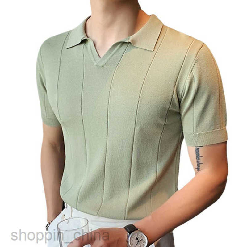Men's Sweaters Ice silk short sleeved T-shirt for mens summer 2025 new business men top stylish V-neck knitted polo shirt