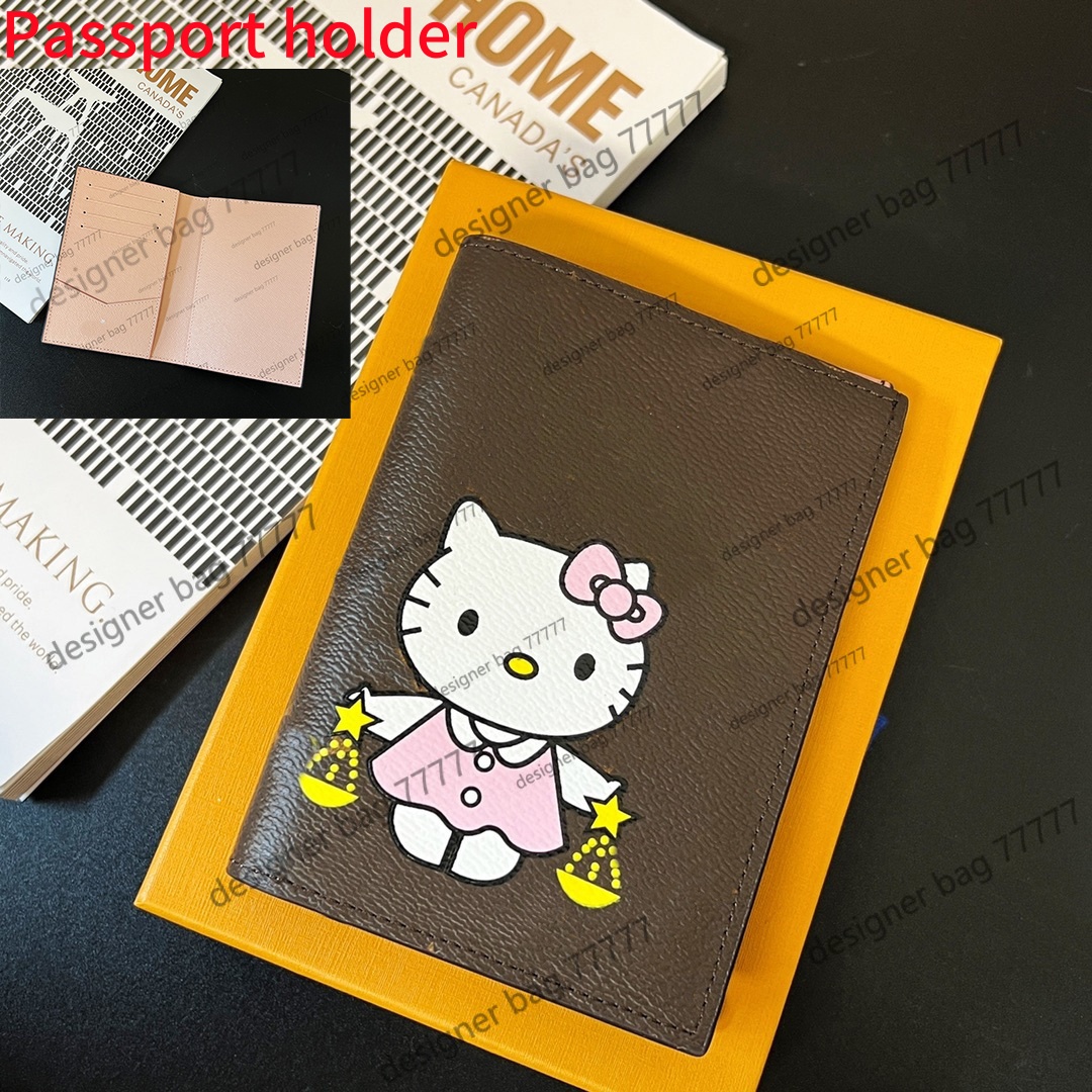 Passport cover Designers Wallets for Mens Womens Christmas Multiple colors Leather Flower Handbag Interior Slot Pocket Bag Ladies Passcard Pocket Travel Wallet