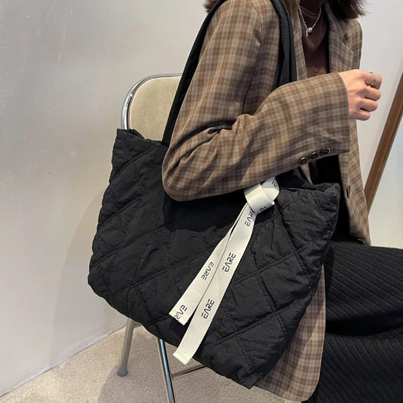 handbags for women winter soft Down space tote bag Fashion Shoulder Female bag Womens purses messenger bag 241205