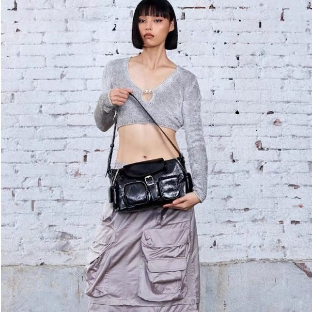 Niche Design Journalist Premium Feeling Postman Female 2024 New Commuter Underarm Bag, Single Shoulder Crossbody Bag