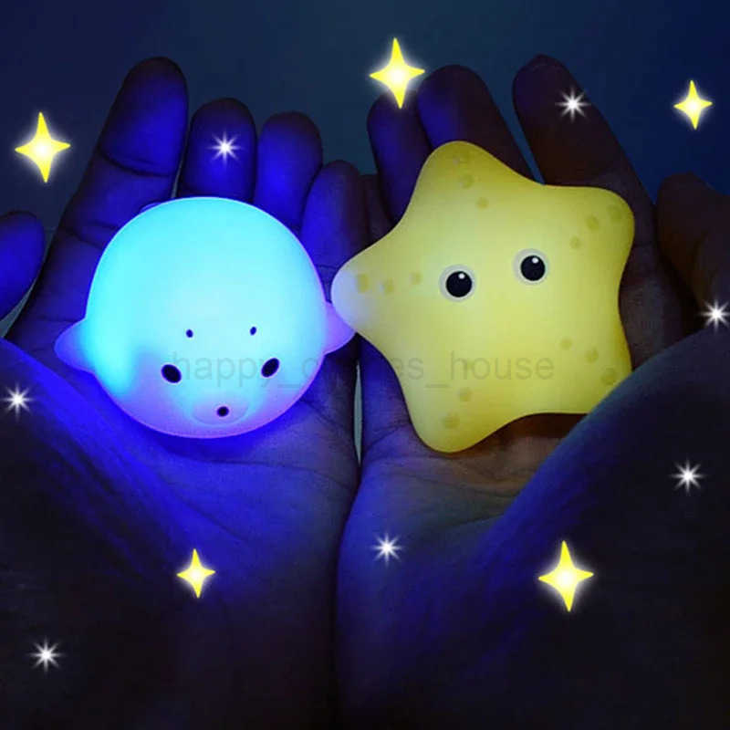 Cute Animals Bath Toy Swimming Water LED Light Up Toys Soft Rubber Float Induction Luminous Frogs for Kids Play Funny GiftsXJ240254