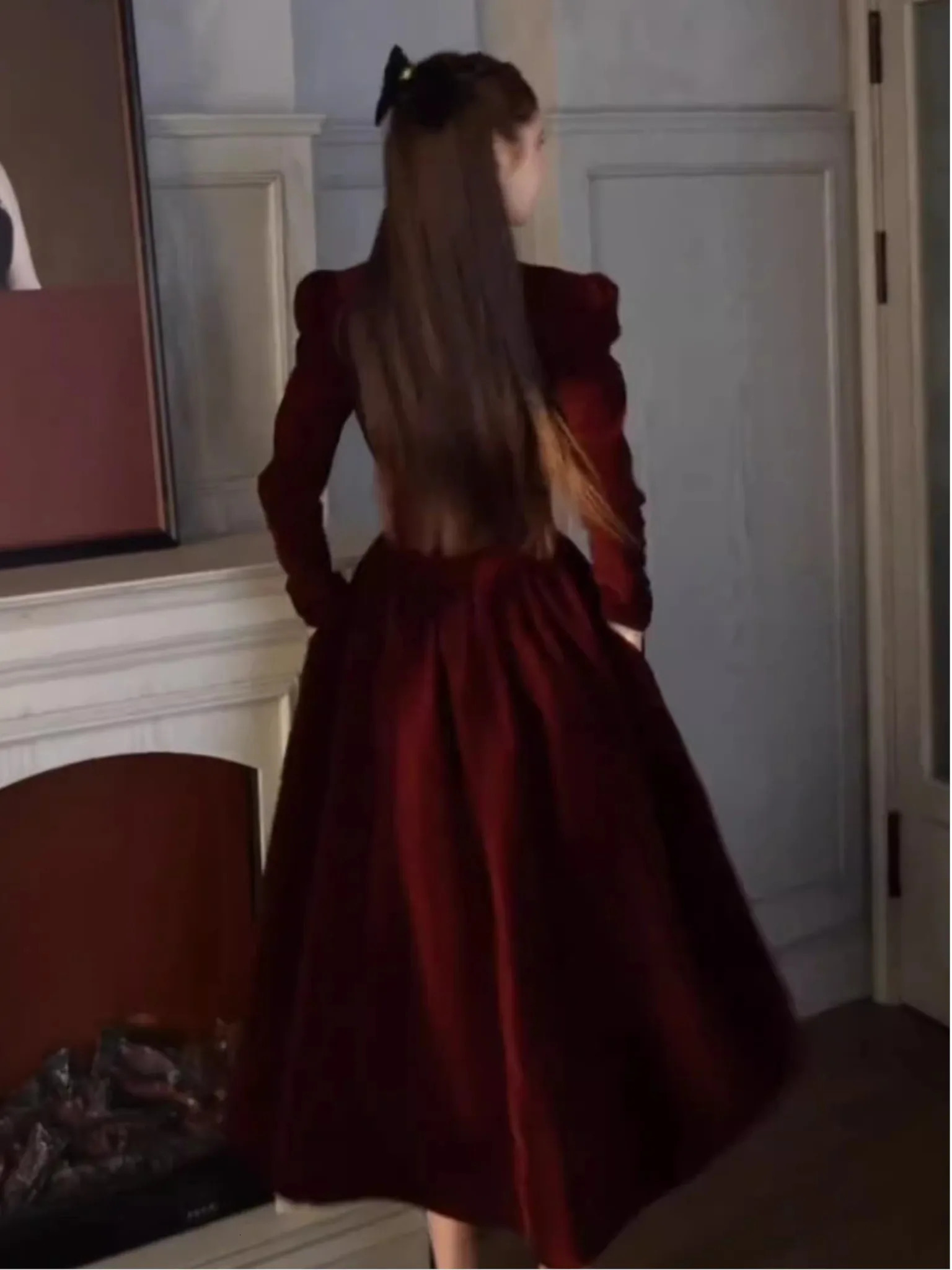 French Retro Christmas Red Velvet Dress Square Collar Evening Party Ball Dress Womens Elegant Autumn Winter Dress 241205