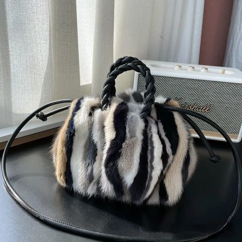 Real mink fur bag natural fur cloud bag winter thick fur leather bag womens shoulder bag fluffy evening bag fashionable womens bag 241205