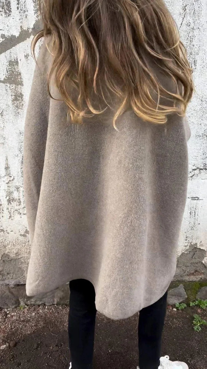 Womens Loose Long Sleeved Big Lapel Fur Collar Cloak Coat 241202