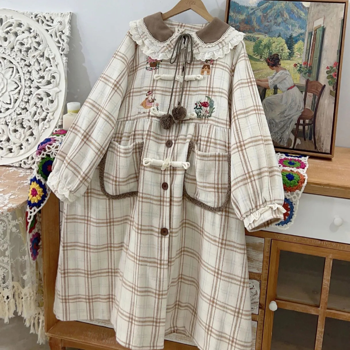 Fugusen girls plain long wool coat womens autumn Japanese preparatory style Peter Pan collar lace patch work retro loose jacket 241205