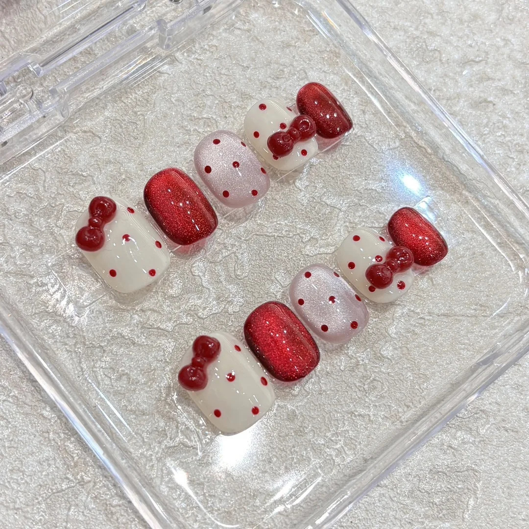 10pcs Handmade Short Cat Eye Dot Red Bow Removable Christmas Press on Nails Acrylic Cute Fake Nails Sweet False Nails for Hands 241206