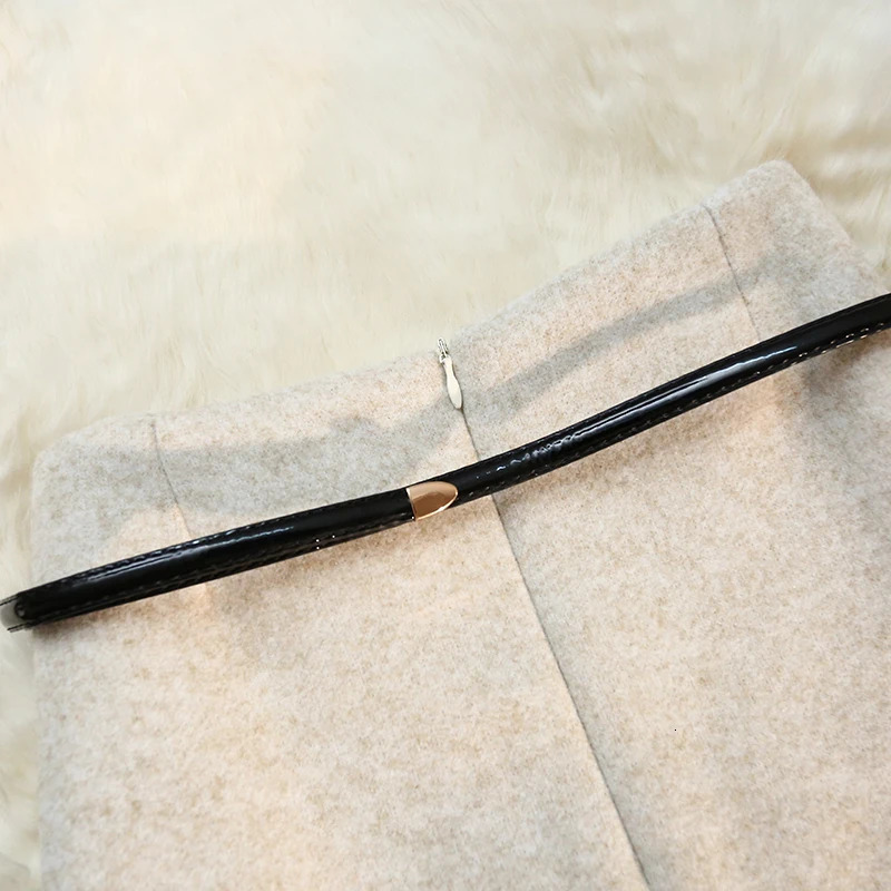 Autumn and Winter Wool Body Pencil Skirt Womens High Waist Split Waist Belt Knee Length Midi Skiing Fashion Womens Work Clothes 241205