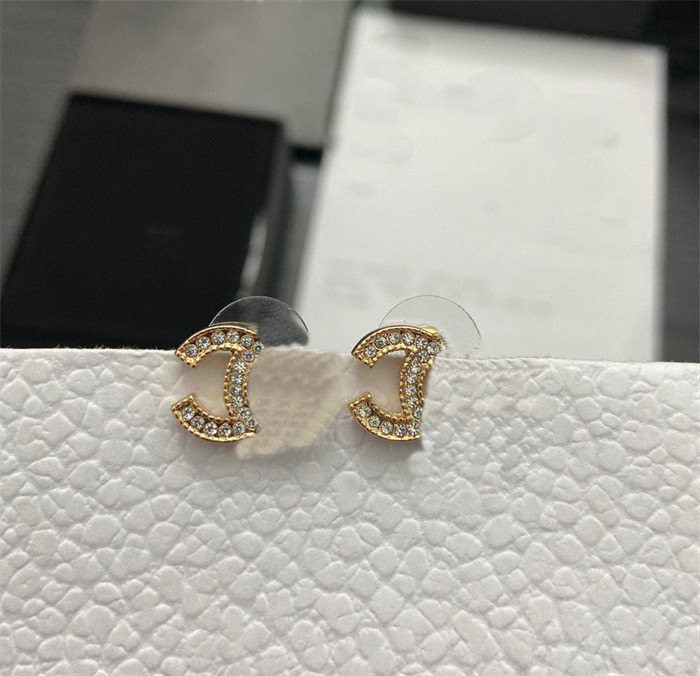 Designer C Earrings Luxury Stud hoop Earing Women Fashion Jewelry Letter CCity Pearl Gold Earrings cjeweler Woman C fgh45
