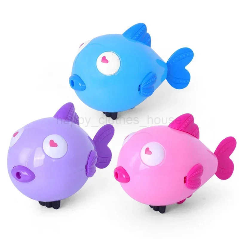 Kiss Fish Baby Bathing Shower Toys Wound-up Chain Clockwork Bathing Toys Swimming Animal Baby Bath ToysXJ241207