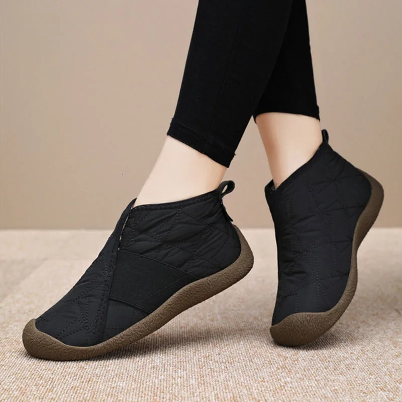 Winter Warm Plush Ankle Boots for Women 2024 Waterproof and Anti slip Snow Flat Shoes with Cotton Pads 241206