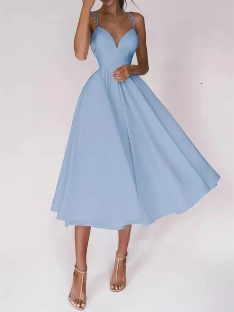 2024 Italian spaghetti shoulder strap Midi party dress for women solid color sexy Vneck backless warm and elegant womens ball Vestidos 241206