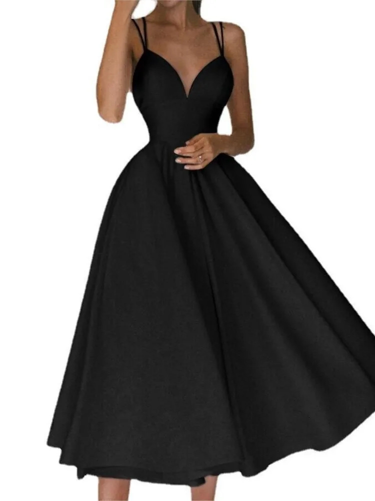 2024 Italian spaghetti shoulder strap Midi party dress for women solid color sexy Vneck backless warm and elegant womens ball Vestidos 241206
