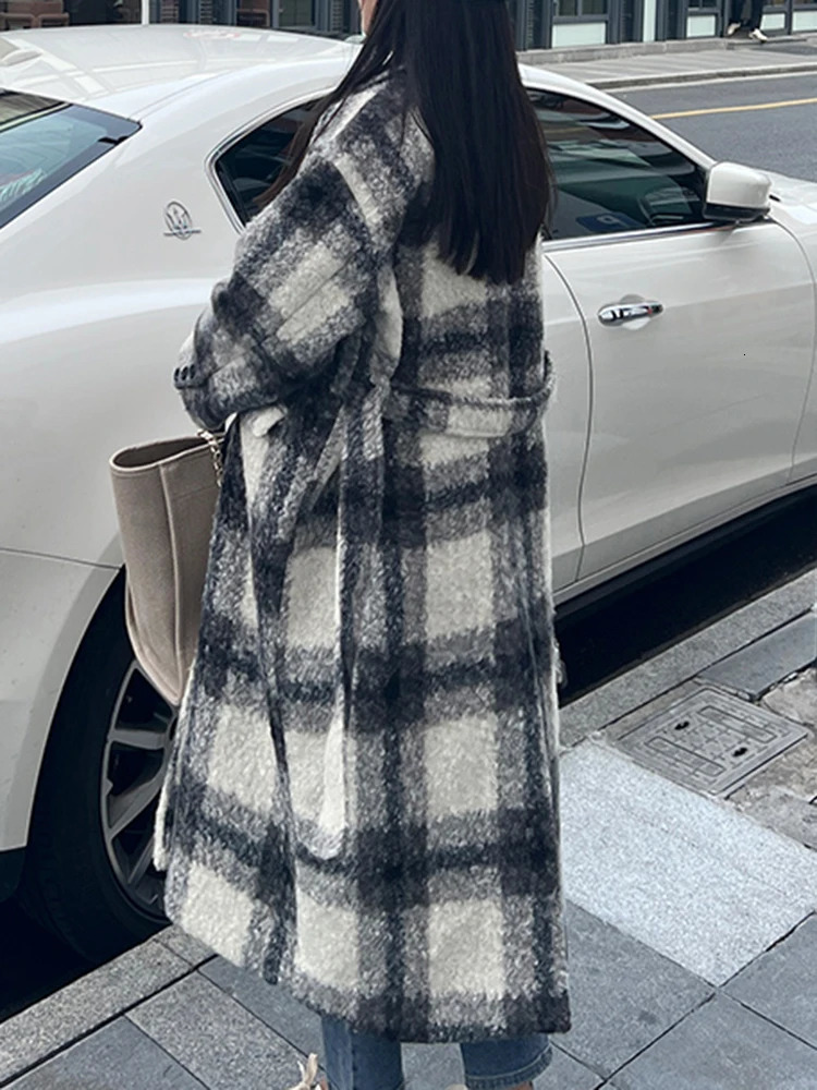 EAM white block plain woolen coat loose fit lapel long sleeved womens jacket fashionable trend winter 30A2126 241204